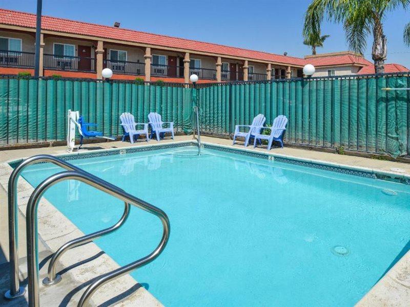 Americas Value Inn-rialto 2*