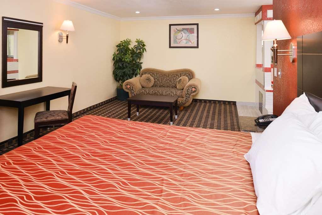 Americas Value Inn-rialto Rialto