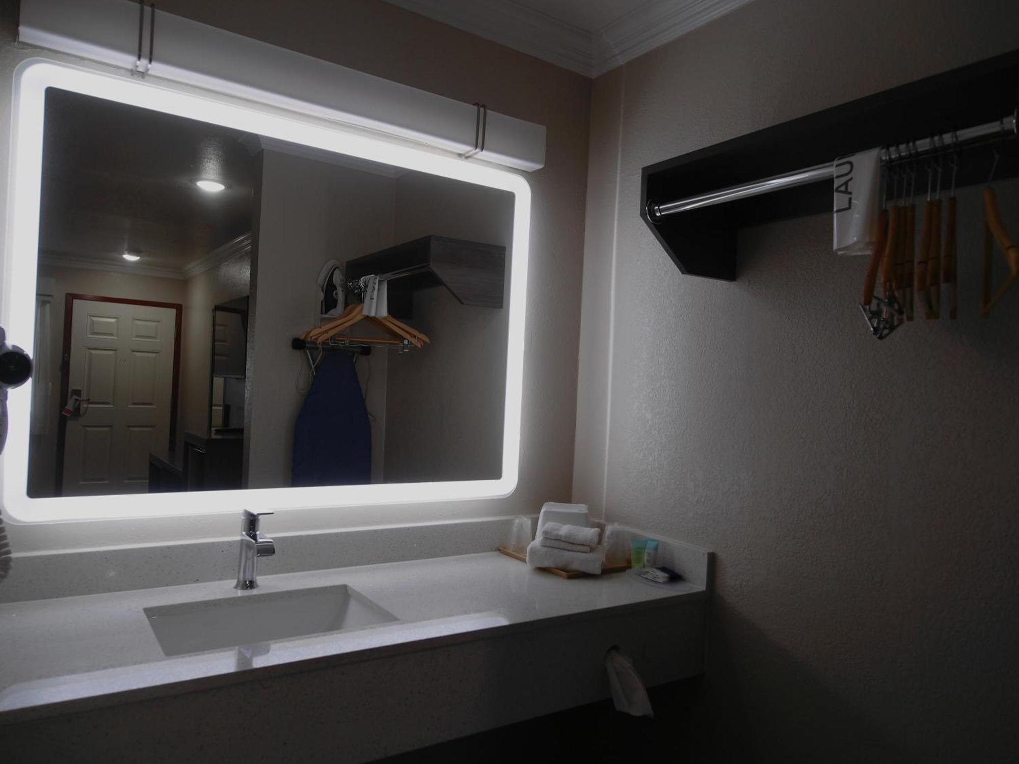 Motel Americas Value Inn-rialto Rialto