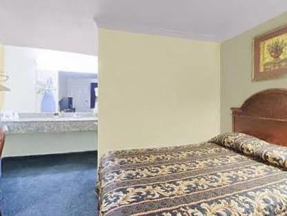 Americas Value Inn-rialto 2*